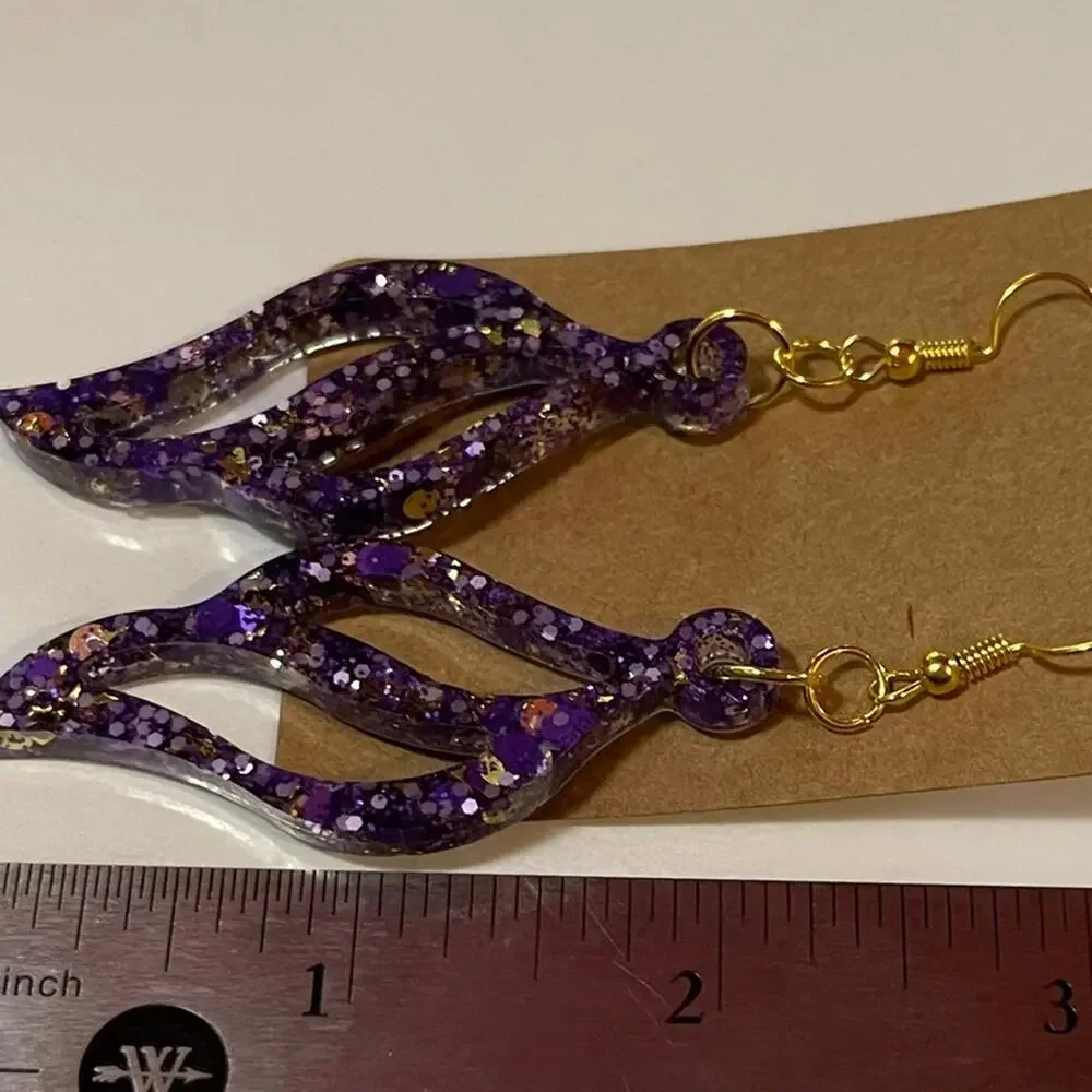 Handmade epoxy resin swirl dangle‎ earrings - super cute purple and gold glitter